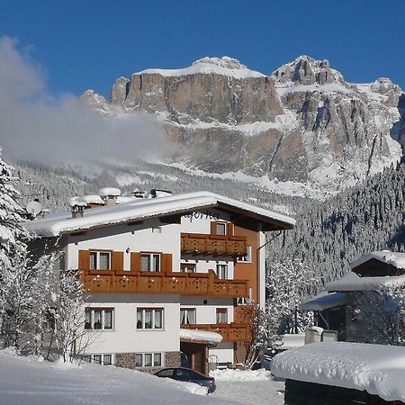 Albergo Majorka Canazei Luaran gambar