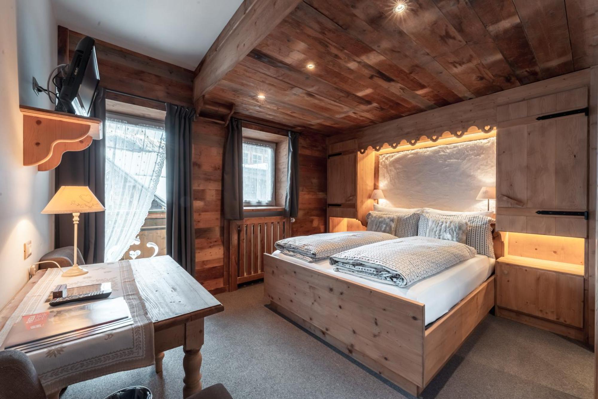 Albergo Majorka Canazei Luaran gambar